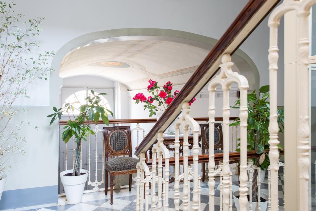 ガリポリ パラッツォ ヴァッレボーナ Bed & Breakfast エクステリア 写真
